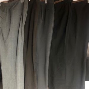 5 pair Women’s dress pants size 14 (Nicole Miller)